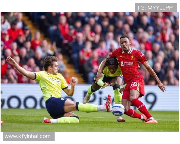 英超激战：尤文图斯逆转利物浦点球大战点燃全场激情