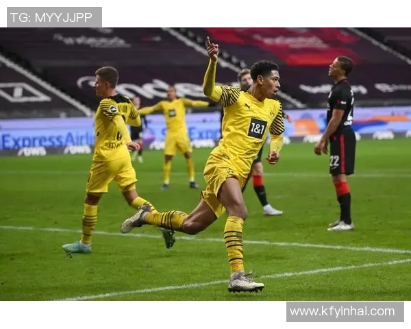 德甲巅峰对决：多特蒙德4-0狂胜拜仁乌龙球成比赛转折点
