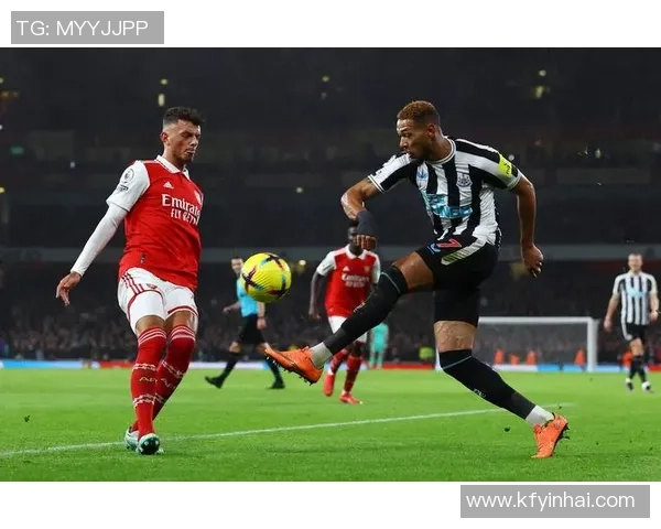 英超焦点战巴黎圣日耳曼与巴萨战平帽子戏法瞬间点燃全场激情