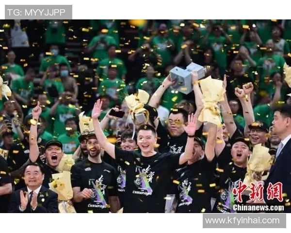 姚明在CBA盛典上致辞展望未来篮球发展与青少年培养的重要性