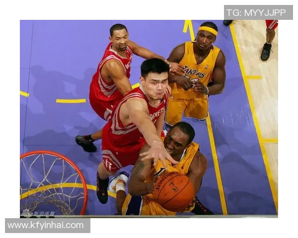 姚明带队展现篮球魅力精彩表演引发全场热烈反响