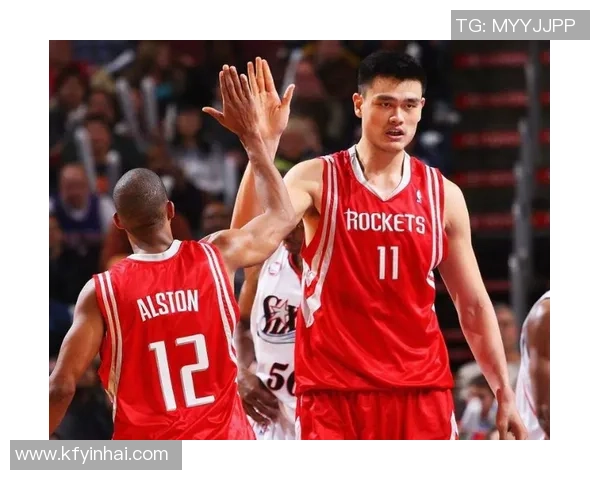 姚明职业生涯首战回顾:从中国篮球巨星到NBA赛场的辉煌起步 姚明职业生涯首战回顾:从中国篮球巨星到NBA赛场的辉煌起步