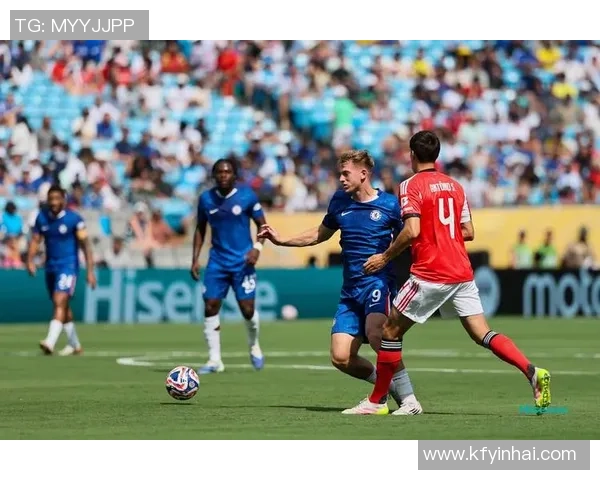 友谊赛精彩对决本菲卡与巴黎圣日耳曼战成平局引发全场热烈反响 友谊赛精彩对决本菲卡与巴黎圣日耳曼战成平局引发全场热烈反响