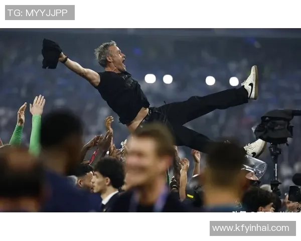 巴黎圣日耳曼逆转国米绝杀瞬间引发全场狂欢赛后深度解析 巴黎圣日耳曼逆转国米绝杀瞬间引发全场狂欢赛后深度解析