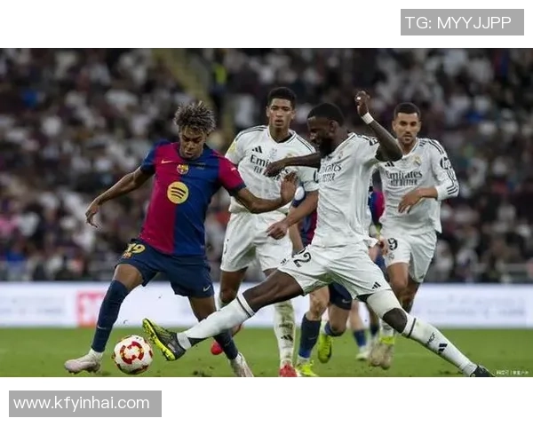 国王杯激战皇马与巴萨握手言和点球大战成焦点引发全场沸腾 国王杯激战皇马与巴萨握手言和点球大战成焦点引发全场沸腾