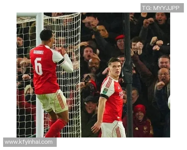 意甲激战:皇马大胜拜仁红牌事件引发全场热议与战术解析 意甲激战:皇马大胜拜仁红牌事件引发全场热议与战术解析