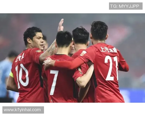 中超激战波尔图狂胜曼联五球大捷帽子戏法点燃全场激情